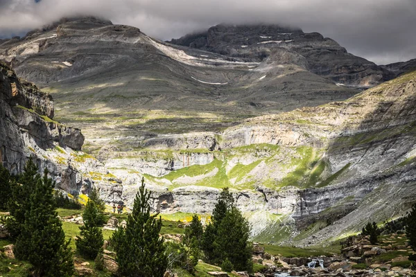 Bergen i Pyrenéerna, Ordesa Valley National Park, Aragon, — Stockfoto