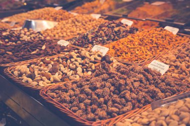 Meyve ve sebze ahır La Boqueria, en ünlü işareti