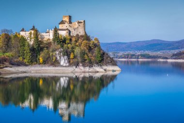 Niedzica castle, Polonya, Avrupa'nın güzel manzara