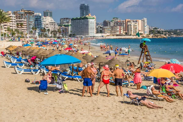 Benidorm, Espanha- Setembro 11,2016: praia levante em alicante Spai — Fotografia de Stock