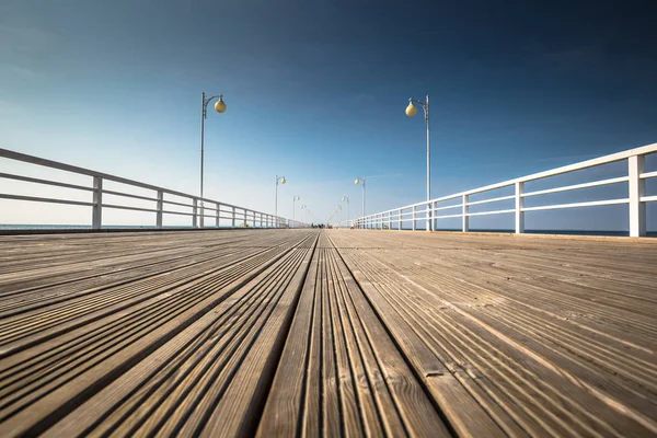 Wooden pier in Jurata town on coast of Baltic Sea, Hel peninsula — Stock Photo, Image