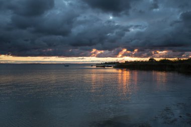 puck körfezde günbatımı