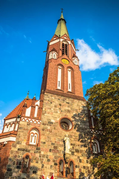 Sopot, Polônia - Torre da Igreja Garrison, arquitetura religiosa . — Fotografia de Stock