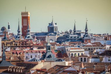 Madrid Almudena Katedrali, İspanya'dan görünüm