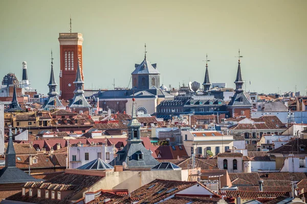 Madrid Almudena Katedrali, İspanya'dan görünüm — Stok fotoğraf