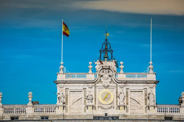 Royal Palace of Madrid a hivatalos rezidenciája, a spanyol — Stock Fotó