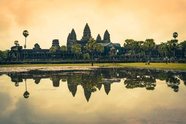 Angkor wat templo, siem cosechar, cambodia. — Foto de Stock