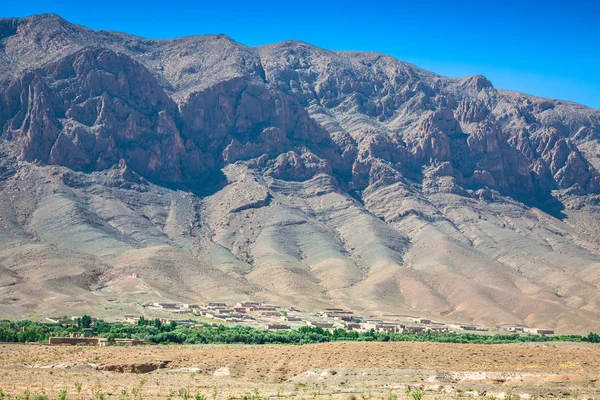 砂漠でモロッコ山 — ストック写真