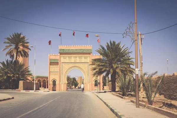 モロッコ、エルフード、砂漠のゲート — ストック写真