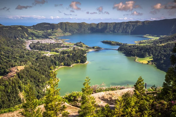 亚速尔群岛岛上拉各斯 － 塞 cidades — 图库照片