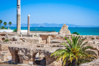 Kartaca, Tunus ile Akdeniz'de, antik kalıntılar