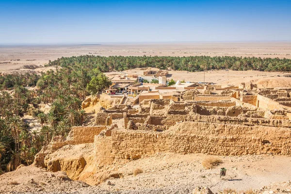 Hegyi oázis Chebika határán Szahara, Tunézia, Afrika — Stock Fotó