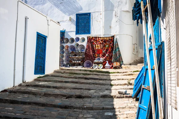 Rua na cidade de Sidi Bou Said, Tunísia — Fotografia de Stock