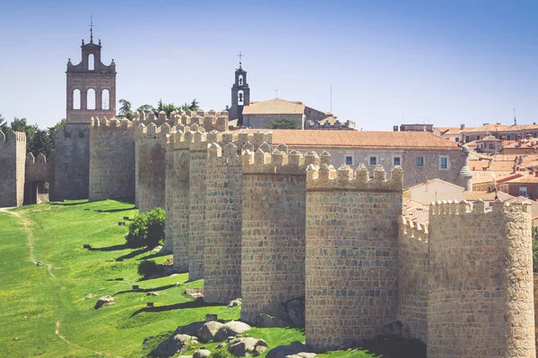 Detailed view of Avila walls, also known as murallas — Stock Photo, Image