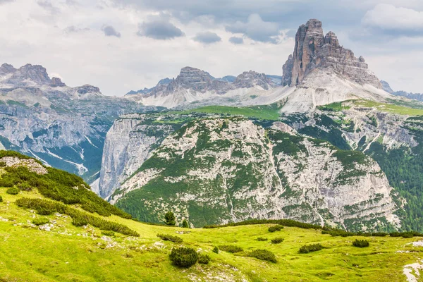 Tre 犯罪 di lavaredo 在科尔蒂纳丹佩佐，意大利多洛米蒂山 — 图库照片