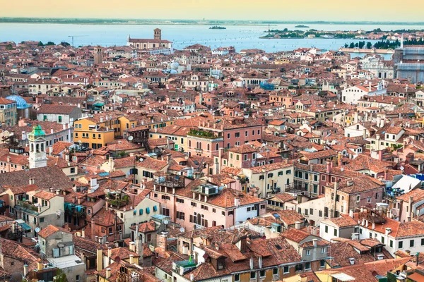 Wenecja gród - widok z hotelu campanile di san marco. UNESCO worl — Zdjęcie stockowe