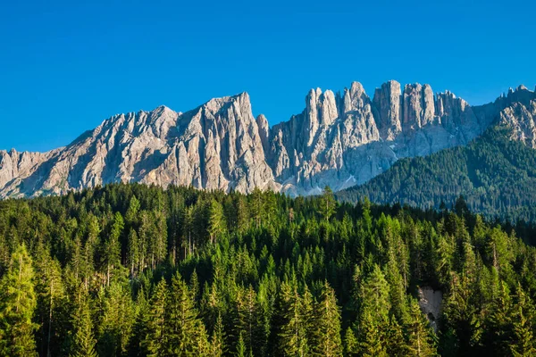 South tyrol, Dolomit, İtalya da latemar zirvesine — Stok fotoğraf