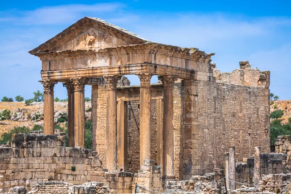 Dougga, római romjai: A Unesco Világörökség Tunéziában — Stock Fotó