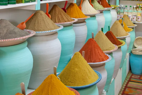 在市场上的香料摩洛哥 马拉喀什 — 图库照片