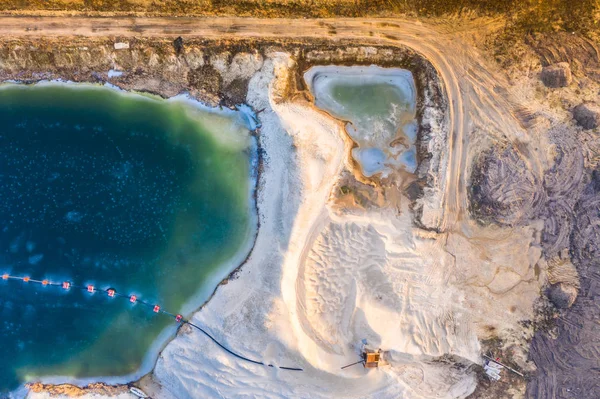 Vista aérea sobre la costa del lago —  Fotos de Stock