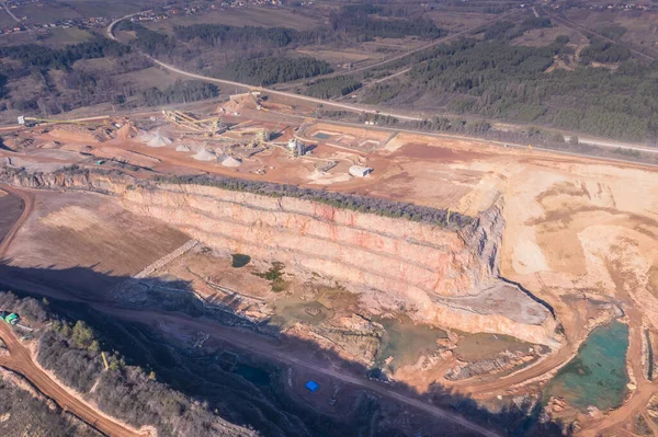 Открытая шахта - вид с воздуха — стоковое фото