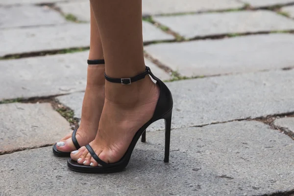 Деталь обуви во время Недели моды в Милане — стоковое фото