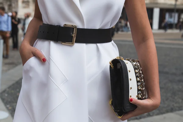 ミラノ ・ ファッション ・ ウィークでバッグの詳細 — ストック写真