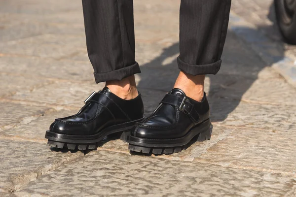Деталь взуття в Мілані Тиждень моди — стокове фото
