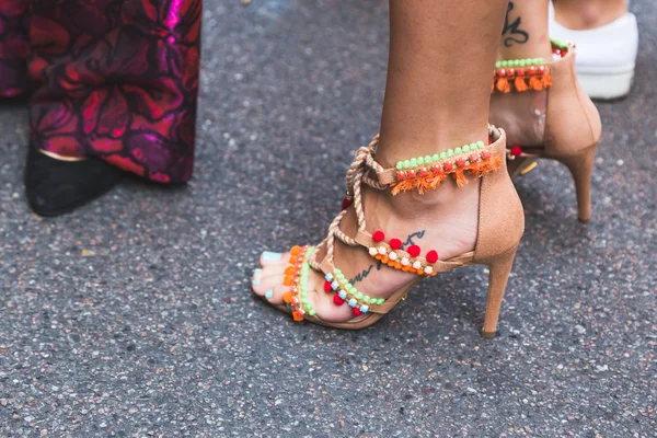 Detalhe de sapatos durante a semana de moda de Milão — Fotografia de Stock