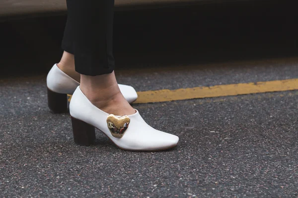 Detalle de zapatos durante la Semana de la Moda de Milán — Foto de Stock