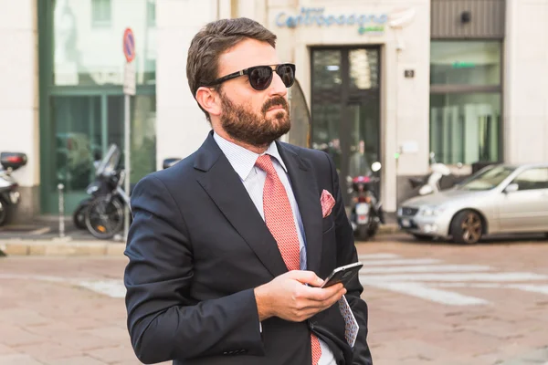 Milano Moda Haftası sırasında moda adam — Stok fotoğraf