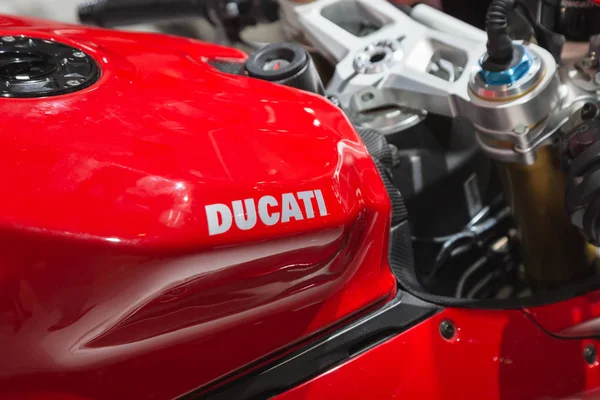 Detalhe da moto Ducati em exposição na EiCMA 2016 em Milão, It — Fotografia de Stock