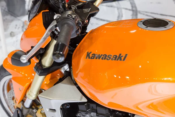 Moto Kawasaki en exhibición en EICMA 2016 — Foto de Stock