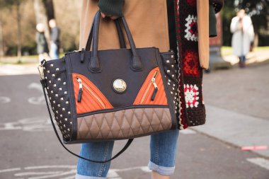 Ayrıntı çanta Milan erkekler moda haftası