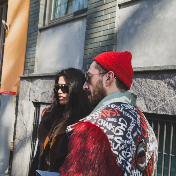 Fashionable people at Milan Men's Fashion Week — Stock Photo, Image