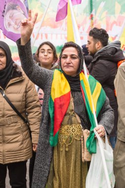 Milan, İtalya'da protesto Kürt göstericiler