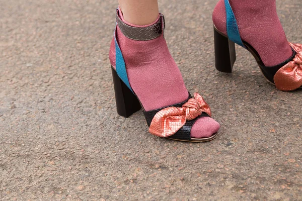 Detalle de zapatos en Milan Women 's Fashion Week — Foto de Stock