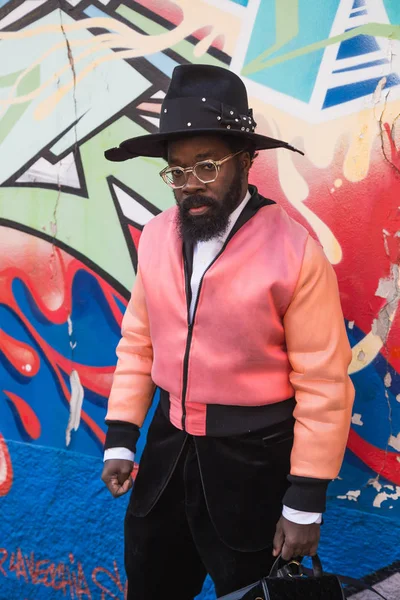 Moda erkek Miilan kadın moda haftası poz