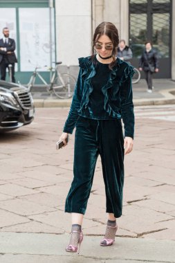 Milan kadın moda haftası moda kadın