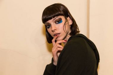 Backstage muhteşem modeli