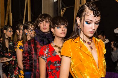 Backstage muhteşem modeller