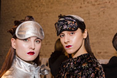 Backstage muhteşem modeller