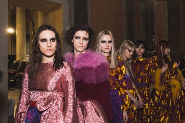 Backstage muhteşem modeller