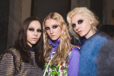 Backstage muhteşem modeller