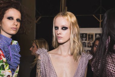 Backstage muhteşem modeller