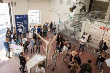 İnsanlar Fuorisalone 2017, Milano, İtalya ziyaret