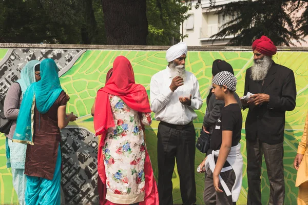 Sikhs taking part in the Vaisakhi parade — Stock Photo, Image