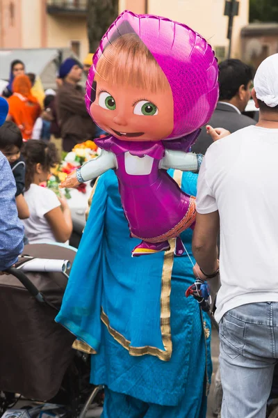 Vaisakhi geçit törenine katılan Sihler — Stok fotoğraf