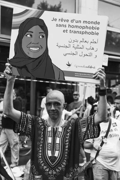 Lidé na Pride parade 2017 v Miláně, Itálie — Stock fotografie