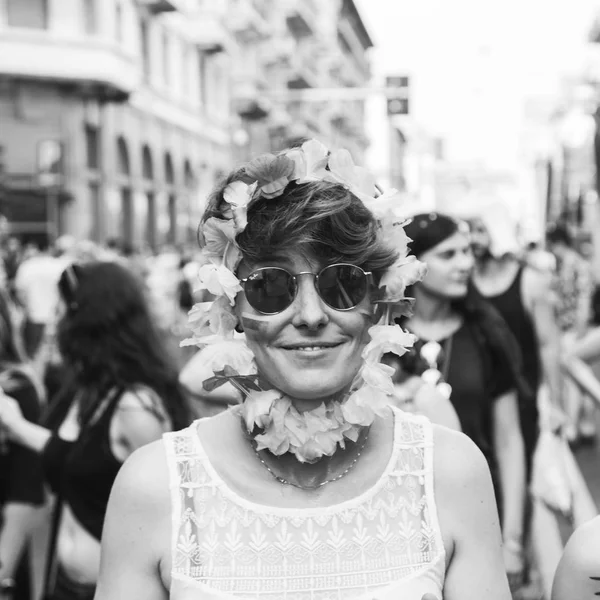 Gente al Pride parade 2017 a Milano, Italia — Foto Stock